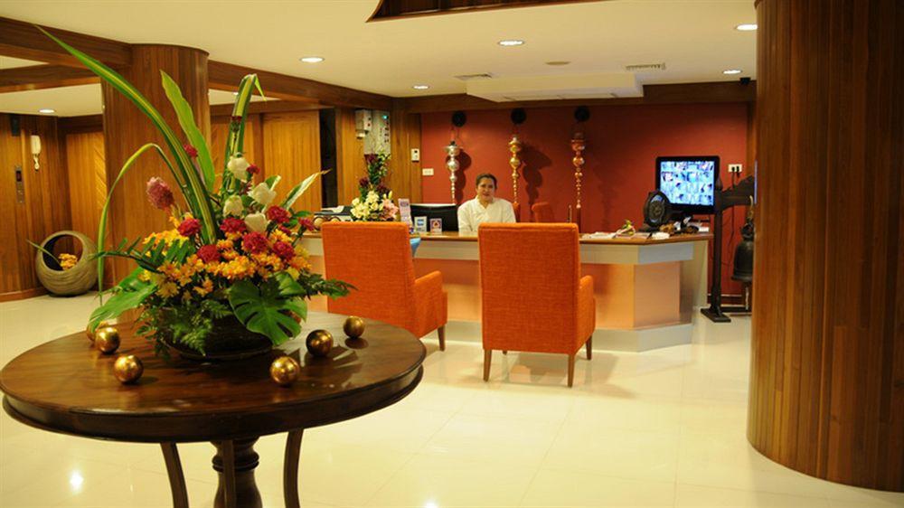 Lullaby Inn Silom Bangkok Exterior foto